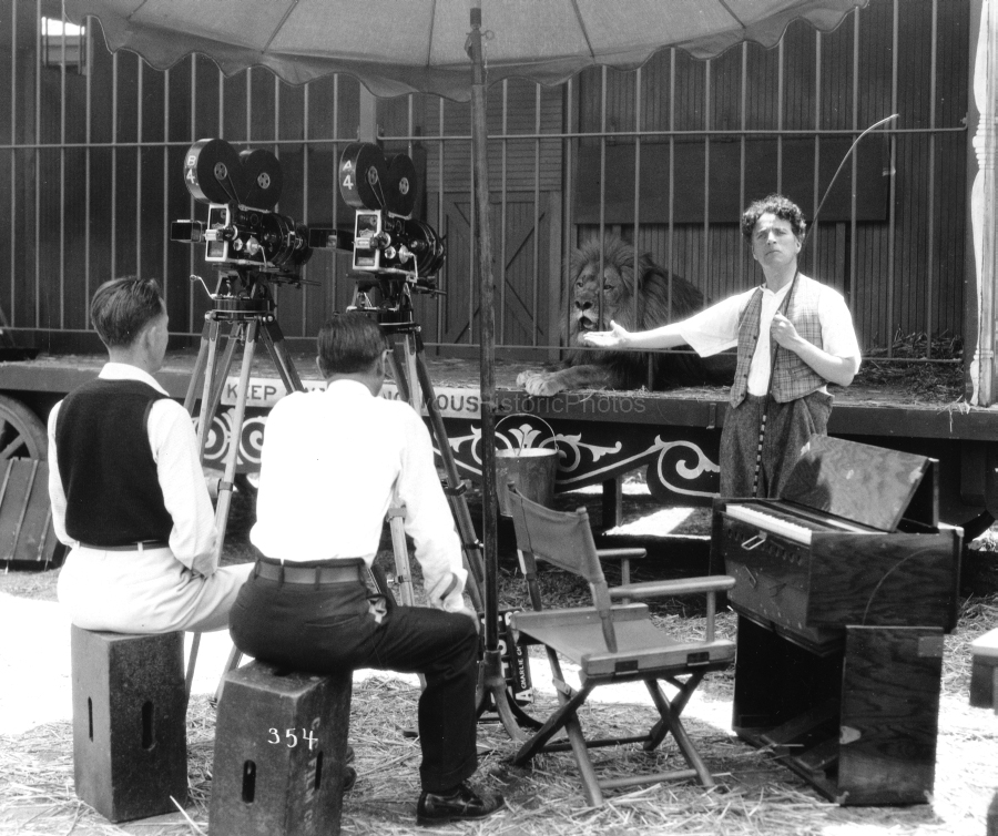 The circus 1926 2 Charlie Chaplin filming at Chaplin Studios in Hollywood wm.jpg